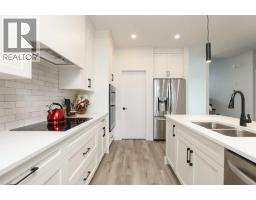 902 Atlantic Cove W - photo 9