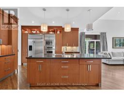 23 Bryson Drive, Richmond Hill, ON L4C6E2 Photo 14