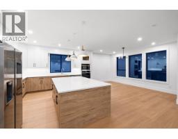10545 Mcveety Street, Maple Ridge, BC V2W0K3 Photo 8