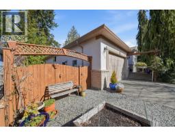Ensuite - 211 Saturna Dr, Qualicum Beach, BC V9K2P5 Photo 12
