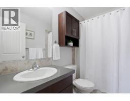126 Copperpond Landing Se, Calgary, AB T2Z1G6 Photo 25