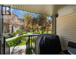 126 Copperpond Landing Se, Calgary, AB T2Z1G6 Photo 39