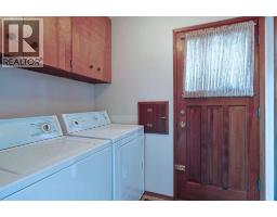 4116 40 Avenue Nw, Calgary, AB T3A0X1 Photo 15