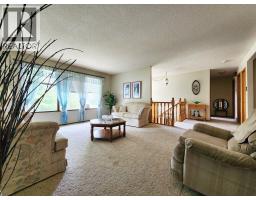 1818 Lakeside Road S - photo 6