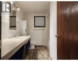 1818 Lakeside Road S - photo 24
