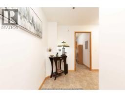 130, 75 1 Avenue S - photo 3