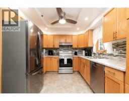 130, 75 1 Avenue S - photo 10