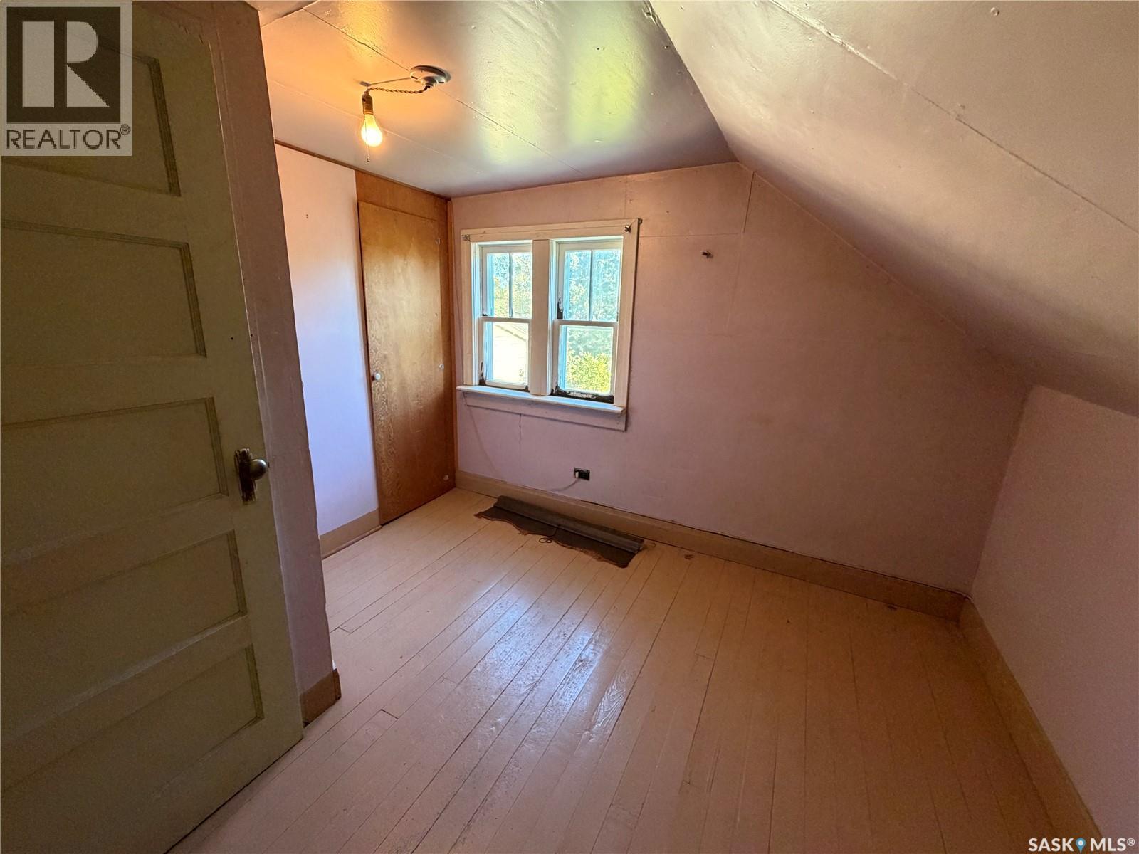 203 6th AVENUE W, Canora — photo 25