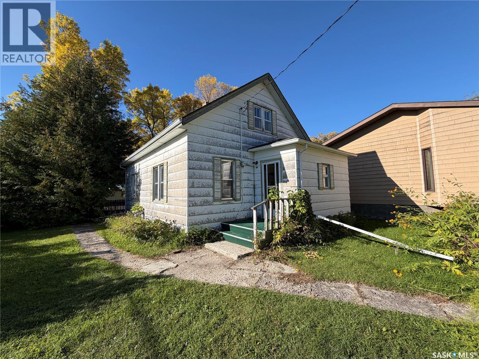 203 6th AVENUE W, Canora — photo 27