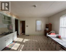 203 6th Avenue W, Canora, SK S0A0L0 Photo 9
