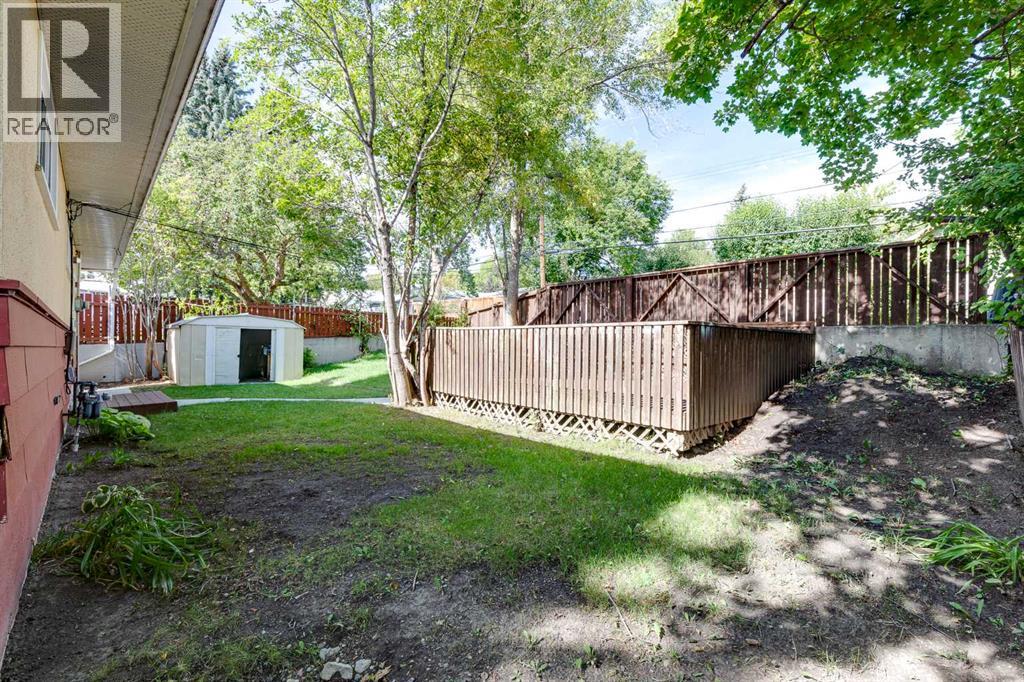 528 40 Avenue NW - photo 29