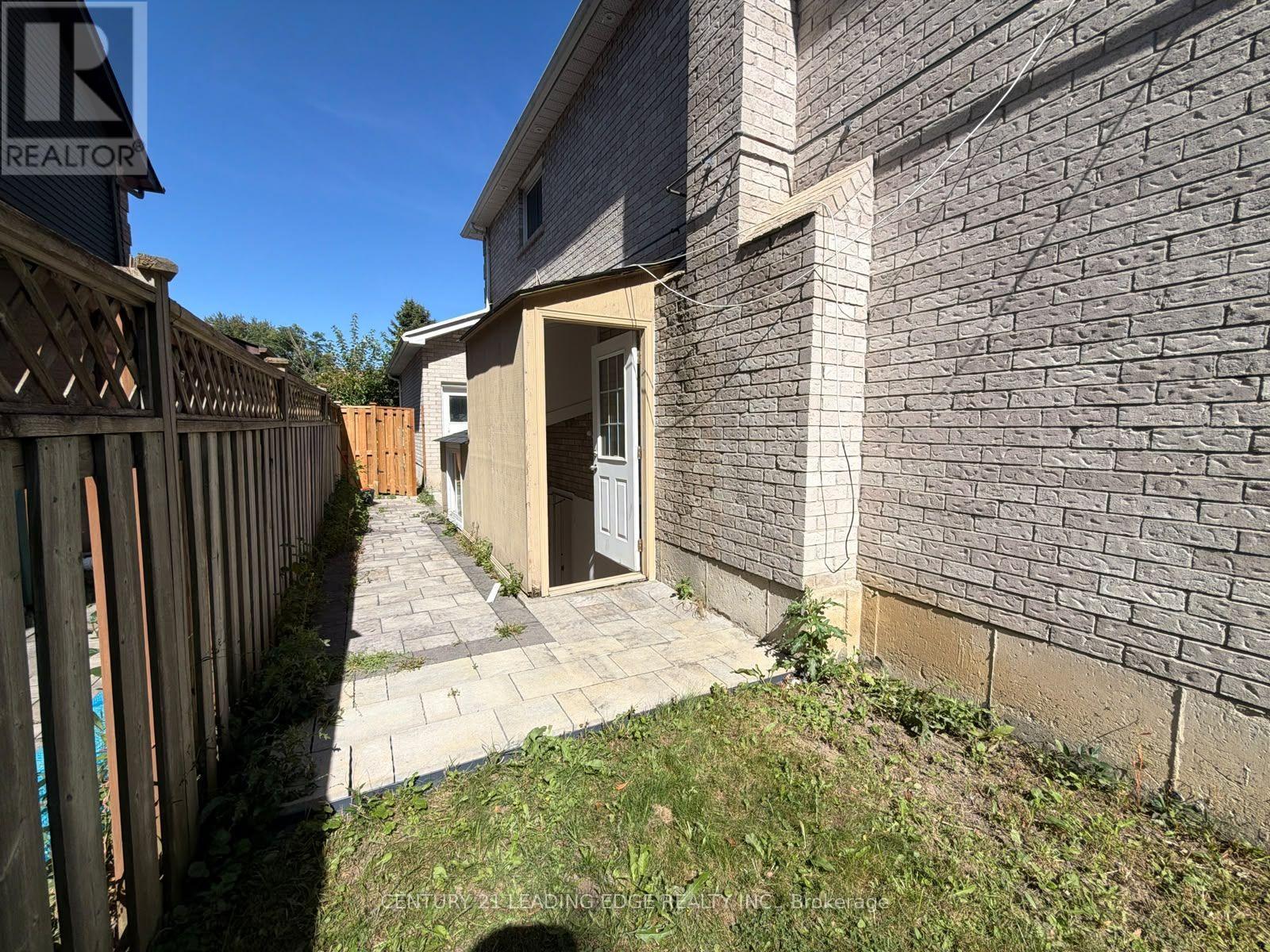 #LOWER - 2 HIGGINSON STREET, Markham (Raymerville) — photo 5