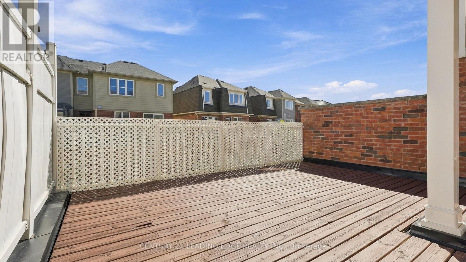 208 MAGURN GATE - 24