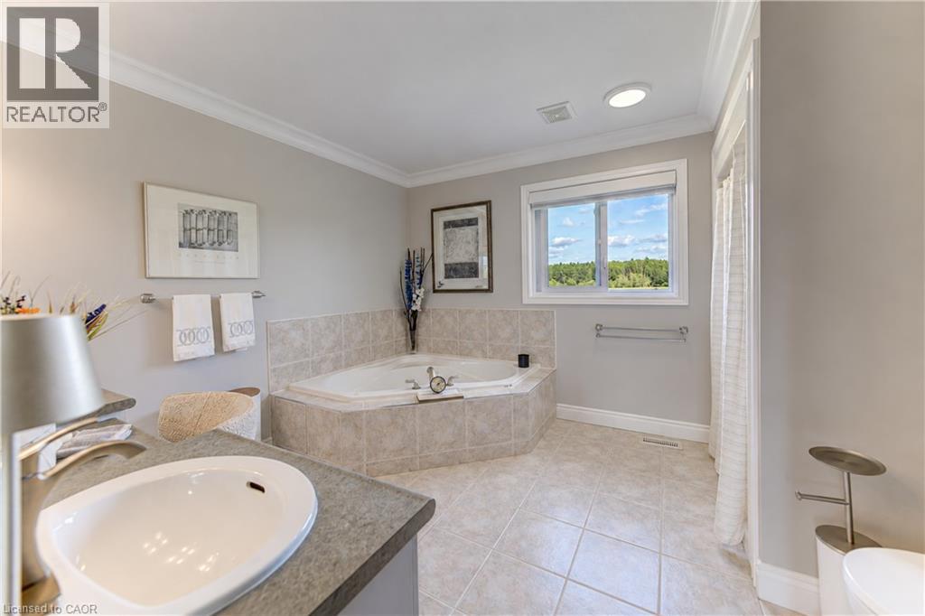 231 HAWKSWOOD Drive - Image 29
