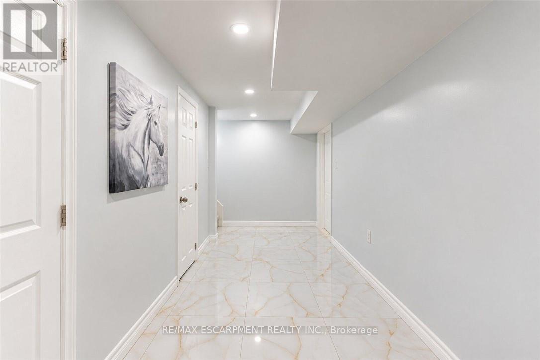 33 BELLINGHAM DRIVE - Image 35