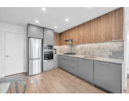 202 13359 Old Yale Road, Surrey, BC V3T0S4 Photo 10