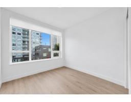 202 13359 Old Yale Road, Surrey, BC V3T0S4 Photo 16