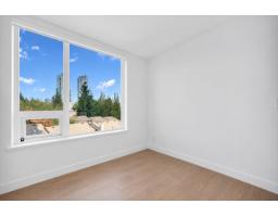 202 13359 Old Yale Road, Surrey, BC V3T0S4 Photo 12