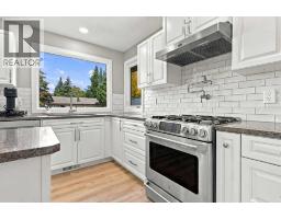11107 94 Street, Grande Prairie, AB T8V1Y8 Photo 11