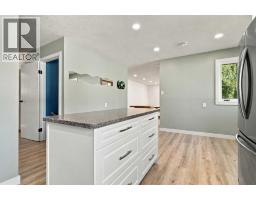 11107 94 Street, Grande Prairie, AB T8V1Y8 Photo 12