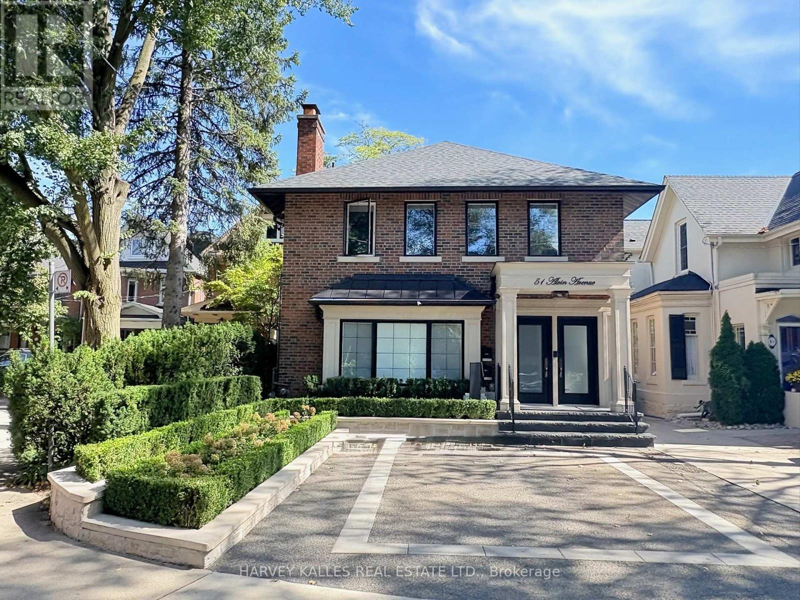 LOWER - 51 ALVIN AVENUE