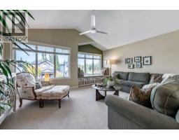 4pc Bathroom - 117 Crystal Green Court, Okotoks, AB T1S2K5 Photo 14