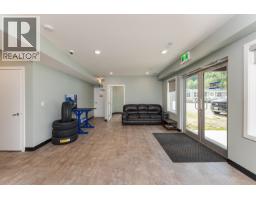 2050 Hart Highway, Prince George, BC V2K2X6 Photo 17