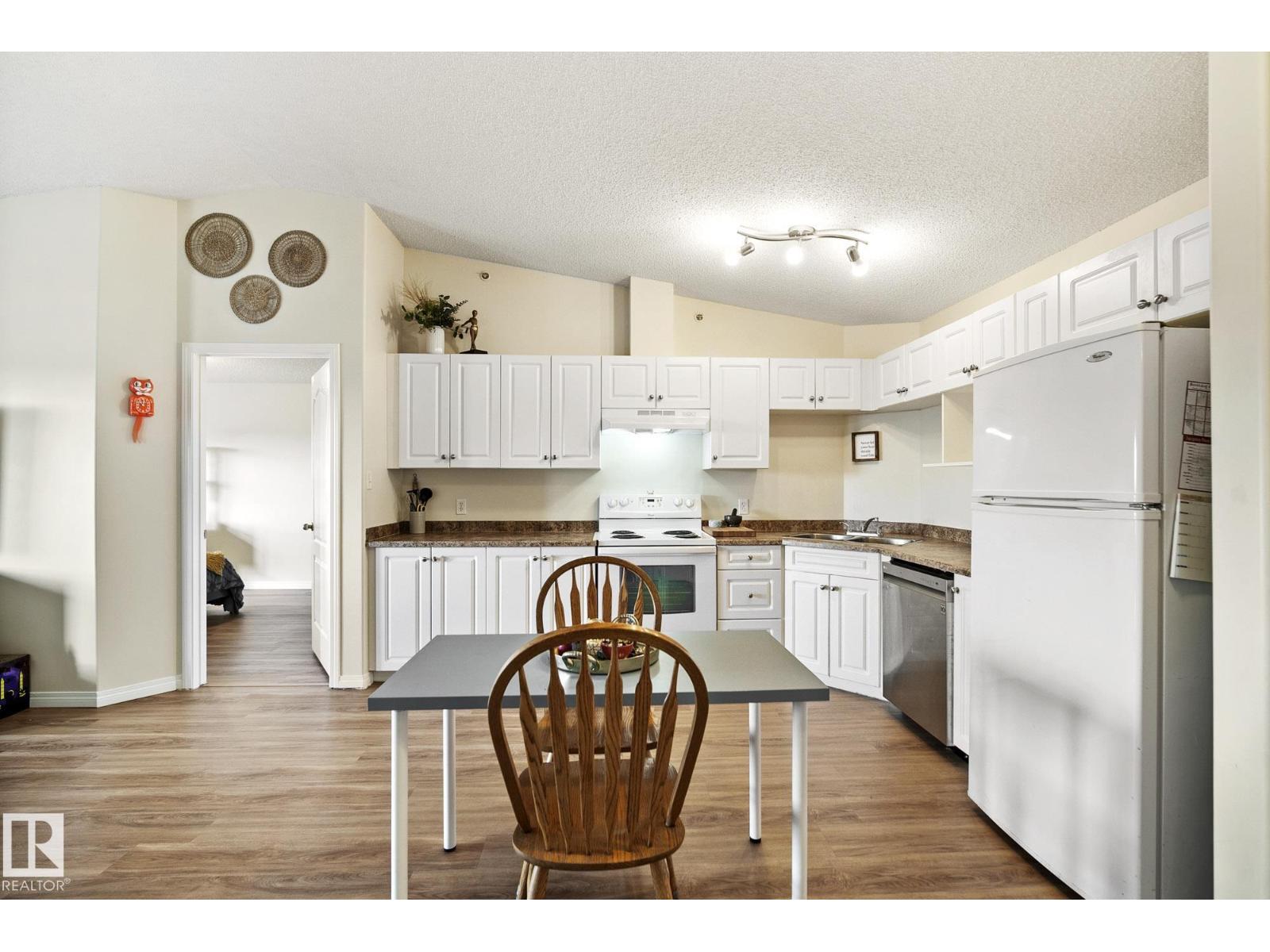 #416 111 EDWARDS DR SW - 9