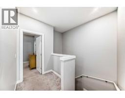111 Redstone Crescent NE - photo 40