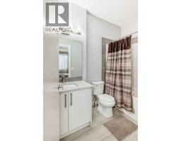 111 Redstone Crescent NE - photo 28