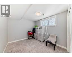 111 Redstone Crescent NE - photo 44