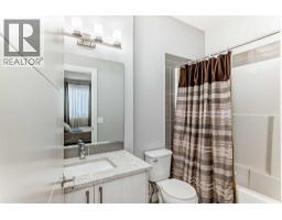 111 Redstone Crescent NE - photo 27