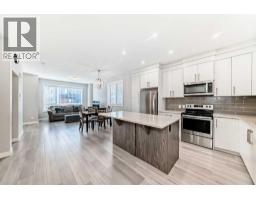 111 Redstone Crescent NE - photo 1
