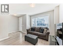 111 Redstone Crescent NE - photo 18