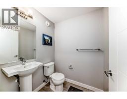 111 Redstone Crescent NE - photo 21