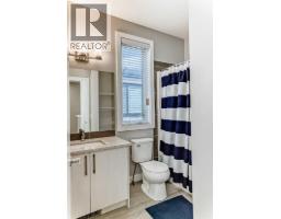 111 Redstone Crescent NE - photo 39