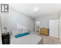 111 Redstone Crescent NE - photo 24
