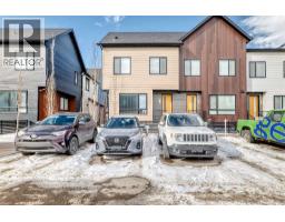 111 Redstone Crescent NE - photo 2