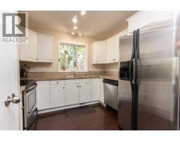 5pc Bathroom - 5851 58 Avenue, Red Deer, AB T4N4T9 Photo 6