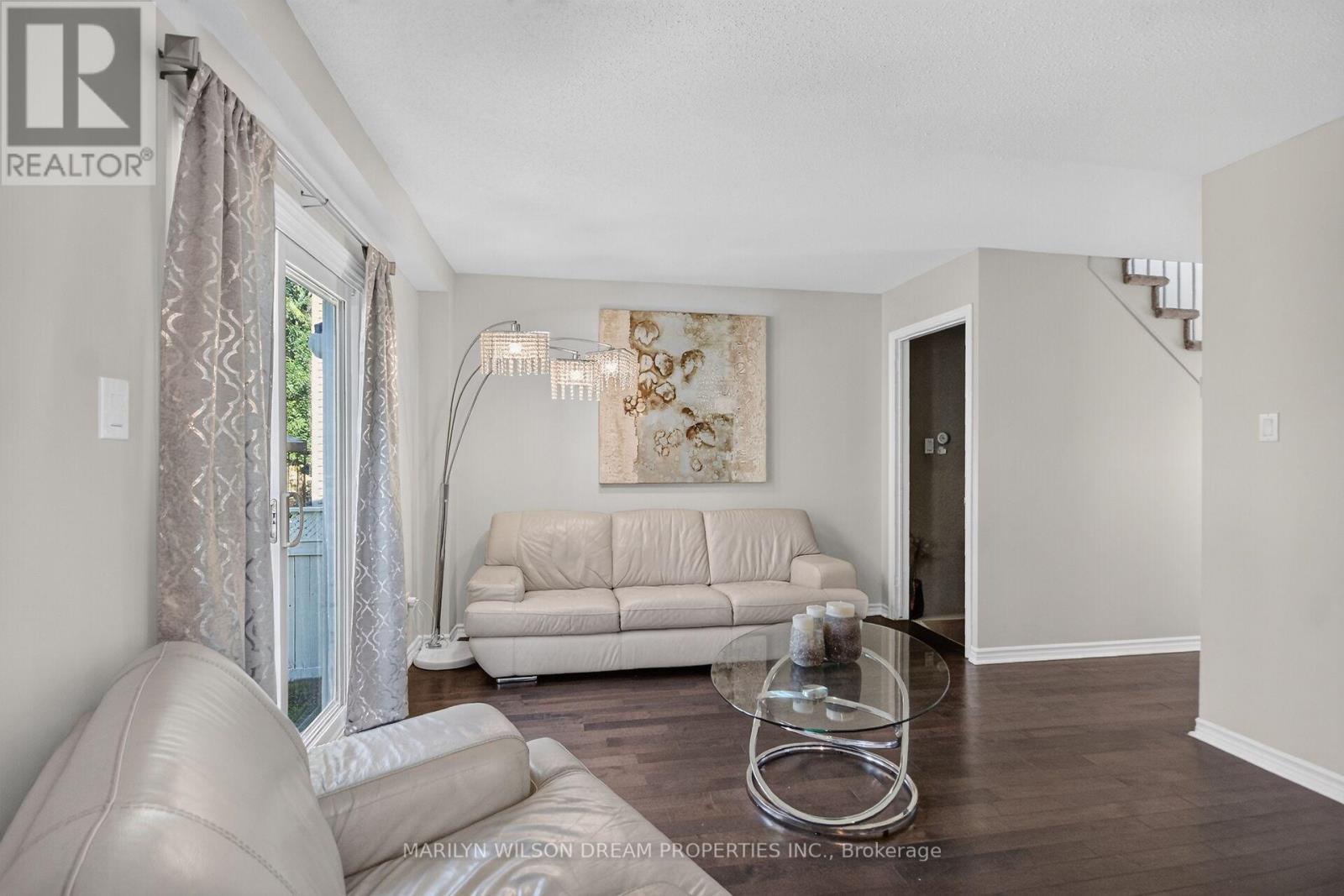 85 HOULAHAN STREET, Ottawa — photo 10