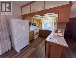 Living room - 255 Cambie Road, Kelowna, BC V1X3H9 Photo 8