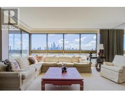 1605 - 63 St. Clair Avenue W, Toronto, ON M4V2Y9 Photo 15