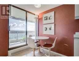 1605 - 63 St. Clair Avenue W, Toronto, ON M4V2Y9 Photo 24