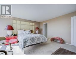 1605 - 63 St. Clair Avenue W, Toronto, ON M4V2Y9 Photo 27