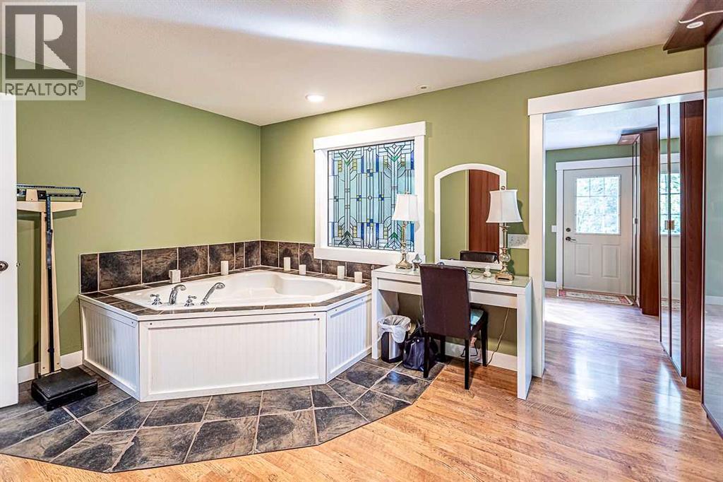 48177 RGE RD 274, Calmar — photo 25