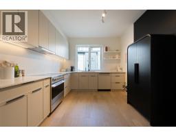24 632 E 3rd Street, North Vancouver, BC V7L0J1 Photo 17