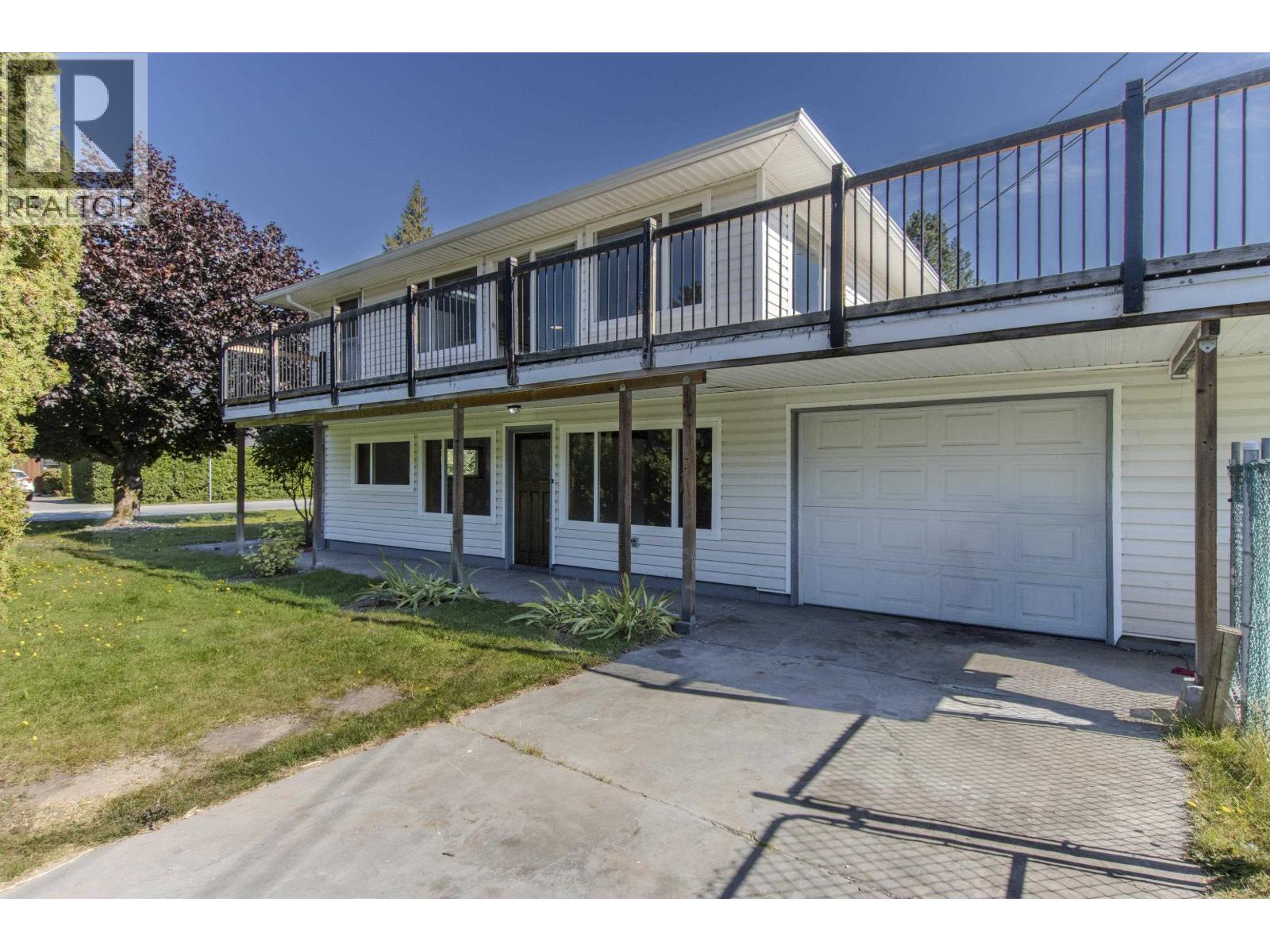1990 DIAMOND Road, Squamish, British Columbia, V0N1T0, Squamish, British Columbia — photo 3 of 5