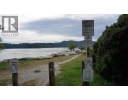 6222 Sitka Road, Sechelt, BC V7Z0L3 Photo 18