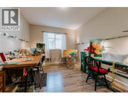 6222 Sitka Road, Sechelt, BC V7Z0L3 Photo 9