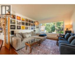 841 O'shea Road, Gibsons, BC V0N1V8 Photo 13